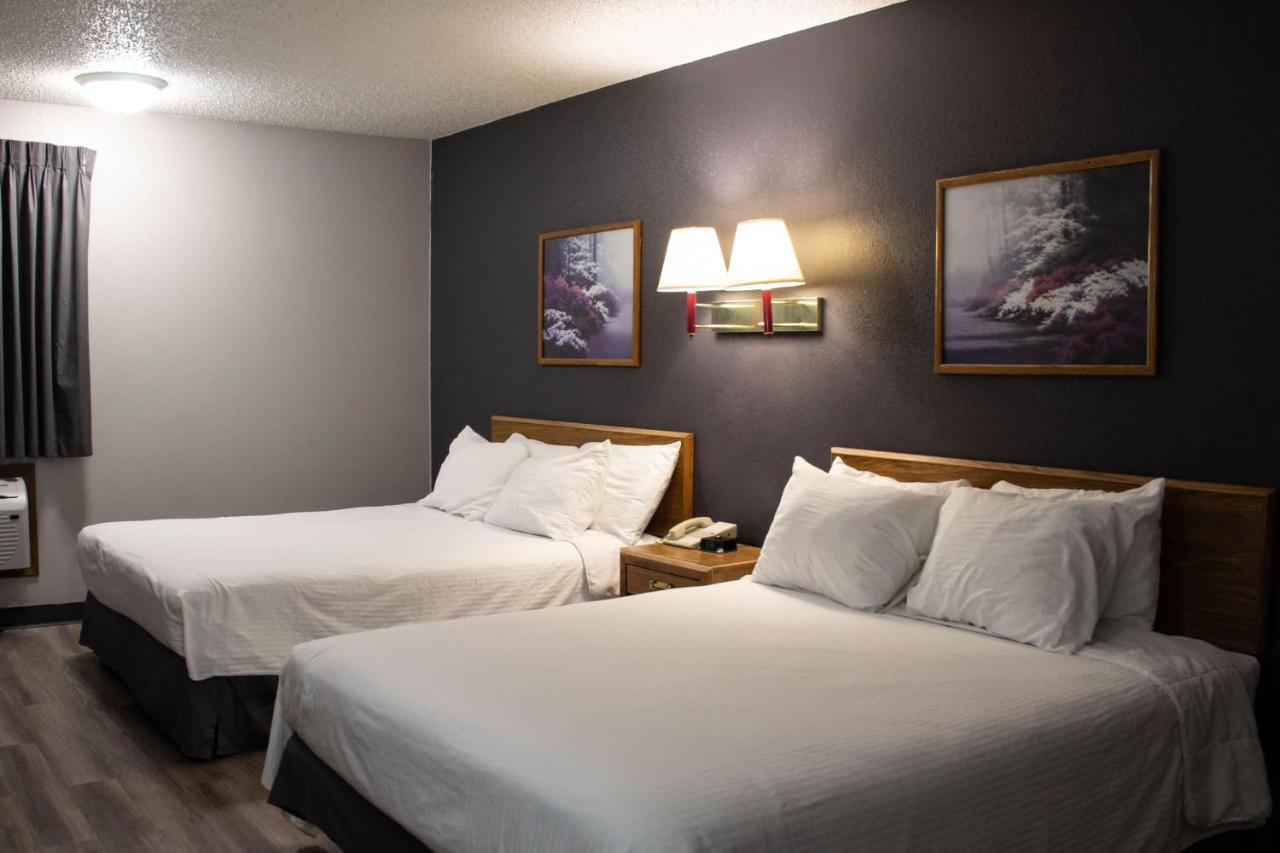 New Victorian Inn & Suites-Norfolk Extérieur photo