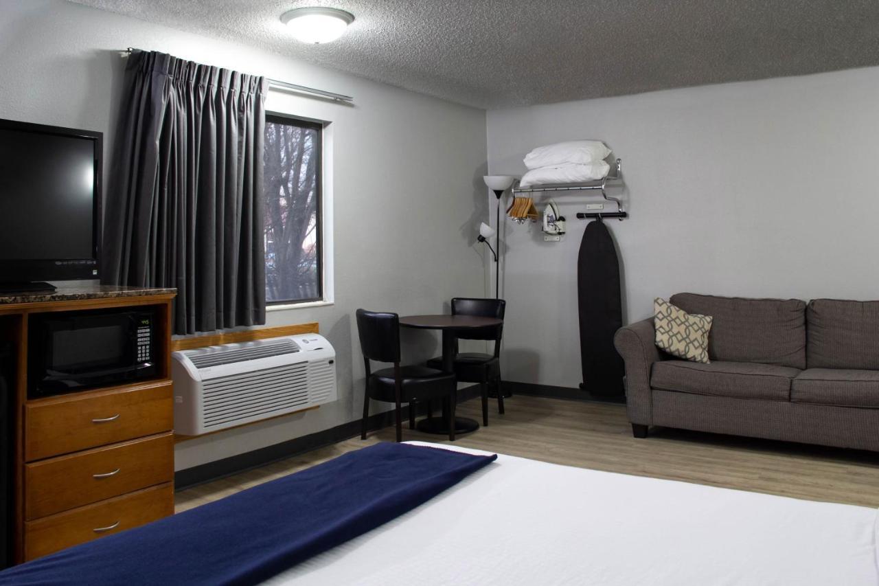 New Victorian Inn & Suites-Norfolk Extérieur photo