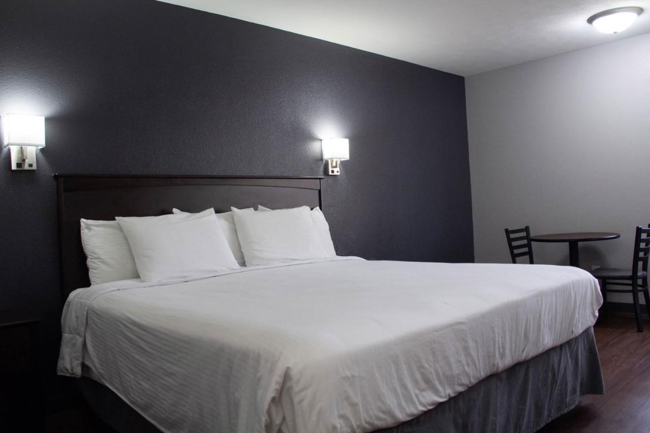 New Victorian Inn & Suites-Norfolk Extérieur photo