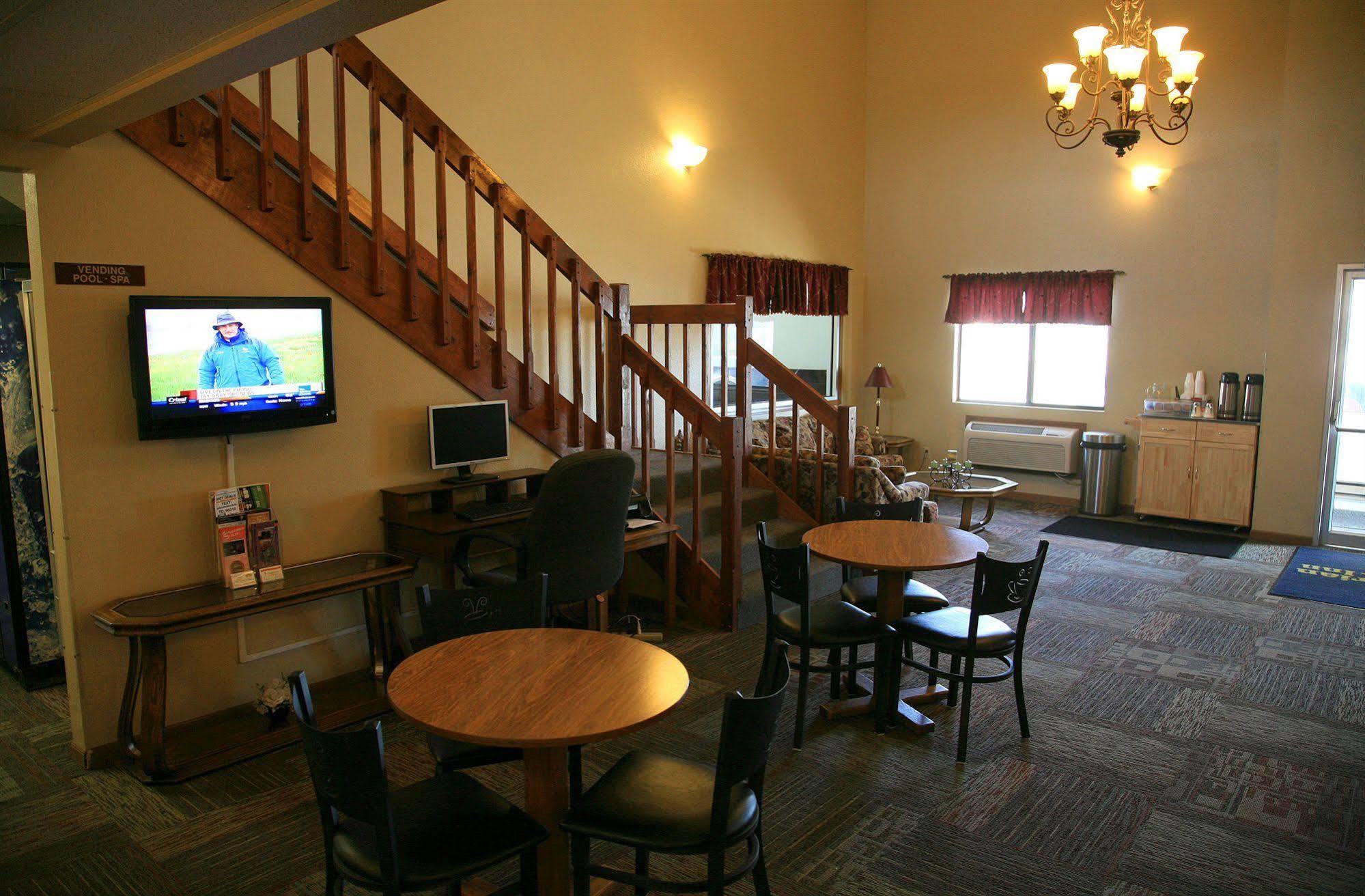 New Victorian Inn & Suites-Norfolk Extérieur photo